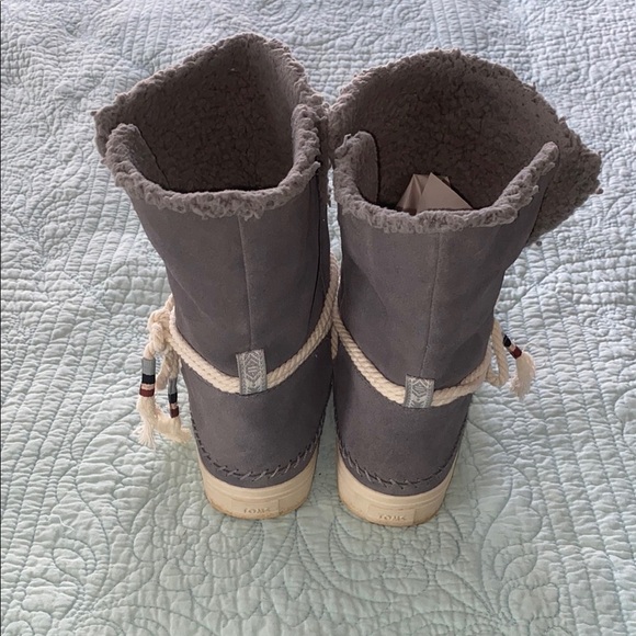 Toms Gray Suede Ankle Boots with Cuffed Edge - Picture 8 of 9